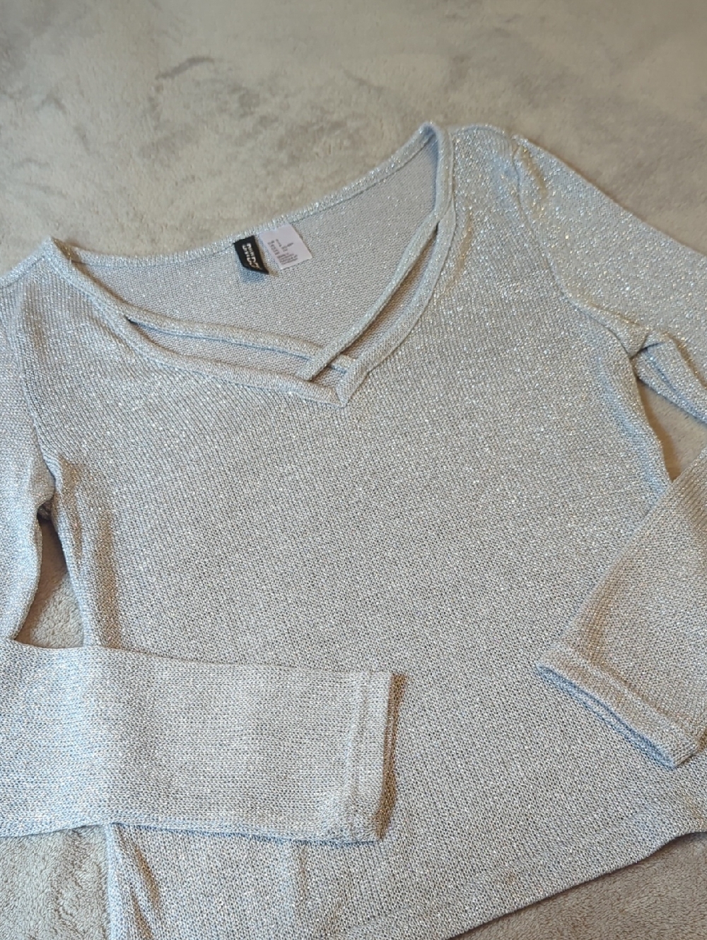 Divided Silver Metallic V-Neck Sweater S